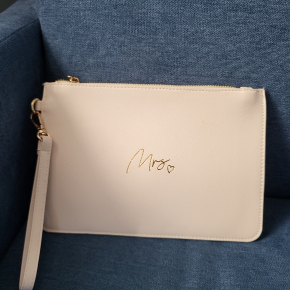 Cute Bridal accessories - Picture 3 of 8